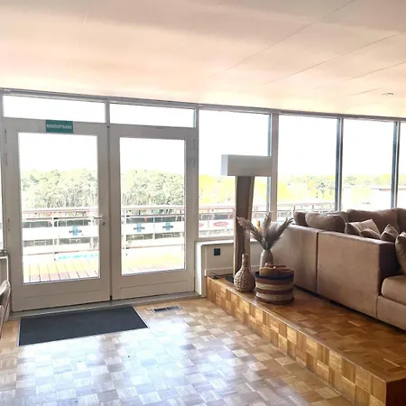 Βίλα Gt Lounge *